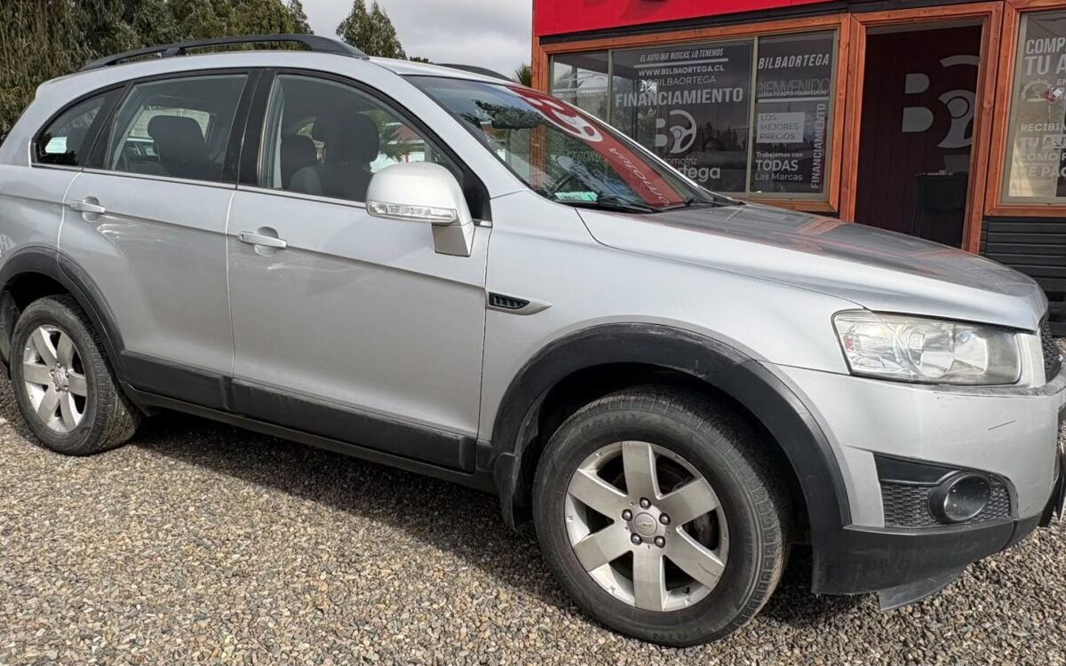 Chevrolet Captiva — foto 8 de 14