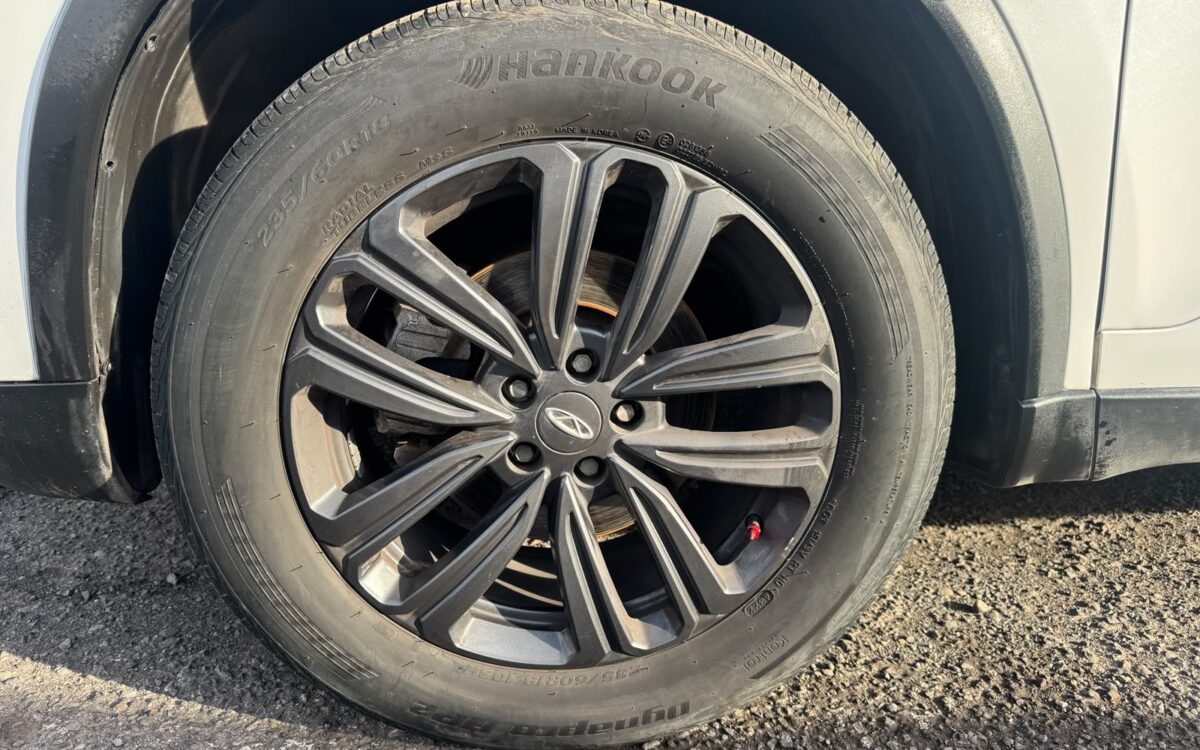 Chery Tiggo 8 — foto 20 de 21