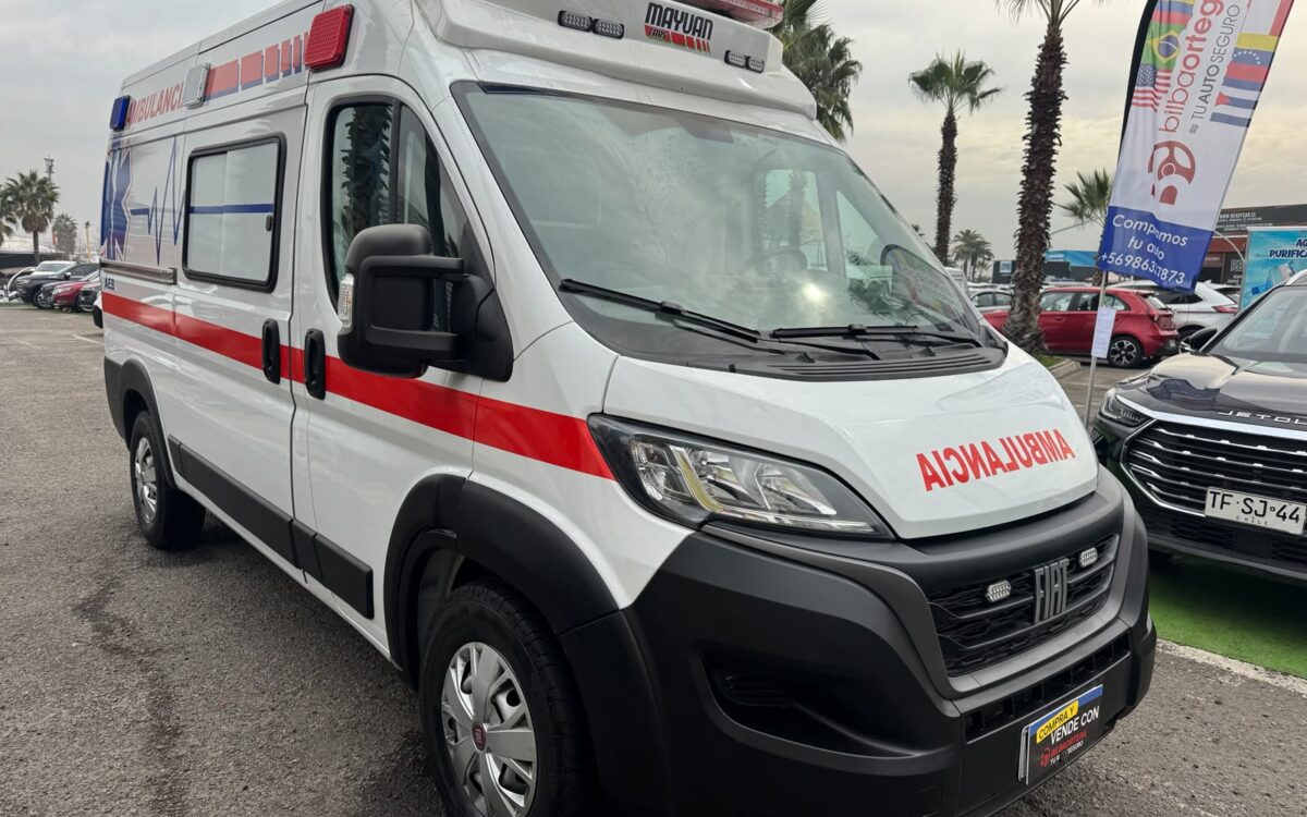 Fiat Ducato Ambulancia — foto 6 de 16