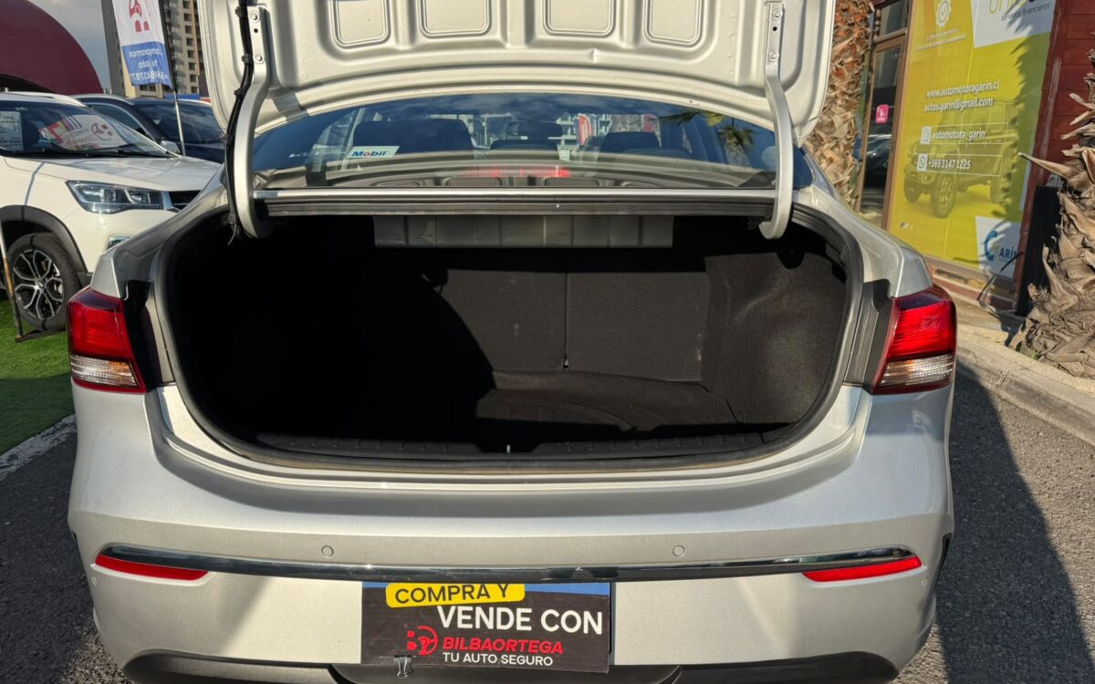 KIA Rio4 — foto 5 de 18