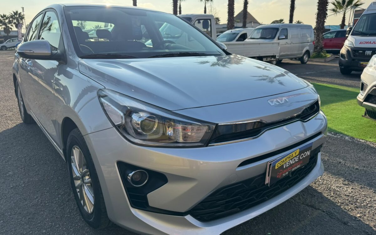 KIA Rio4 — foto 7 de 18