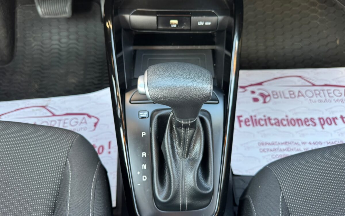KIA Rio4 — foto 14 de 18