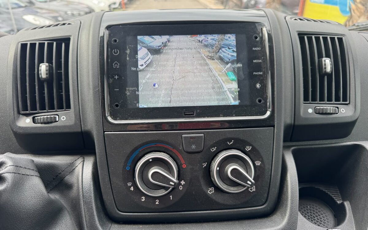 Fiat Ducato Ambulancia — foto 15 de 16