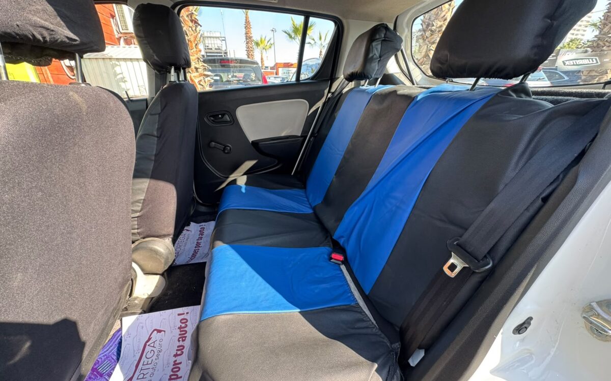 Suzuki Alto Gl800 — foto 14 de 18